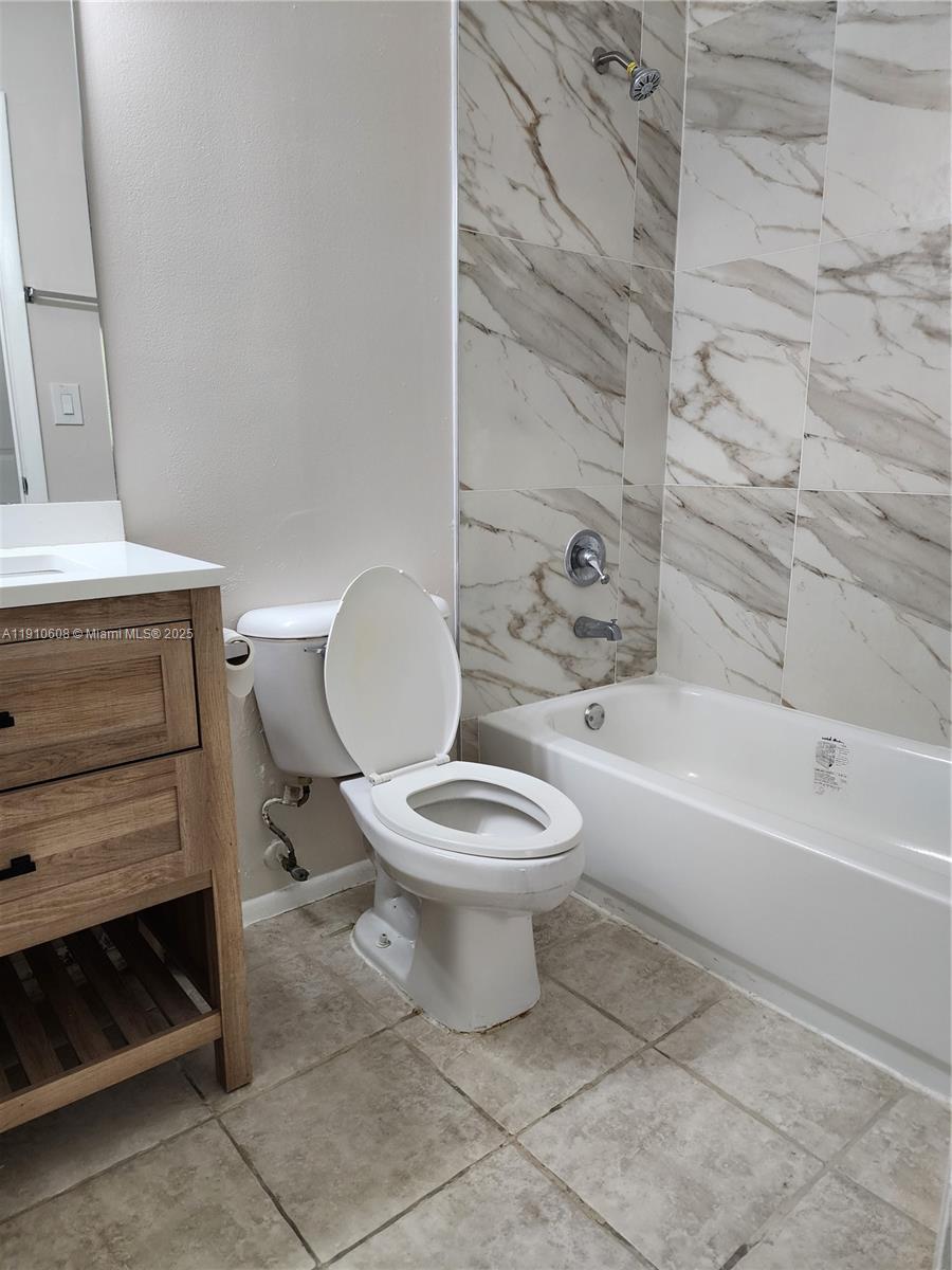 ST ANDREWS PALM BEACH CON - Residential Lease