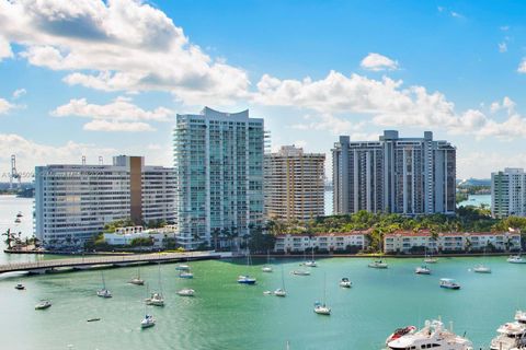 Condominium in Miami Beach FL 10 Venetian Way Way.jpg