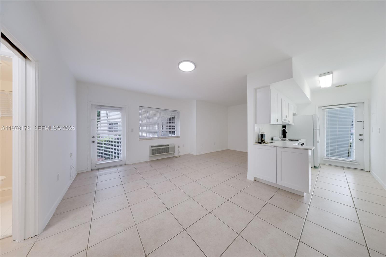 BAL HARBOUR RESIDENTIAL S - Residential Lease