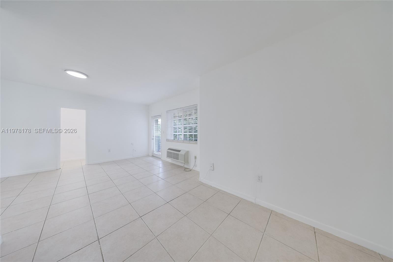 BAL HARBOUR RESIDENTIAL S - Residential Lease