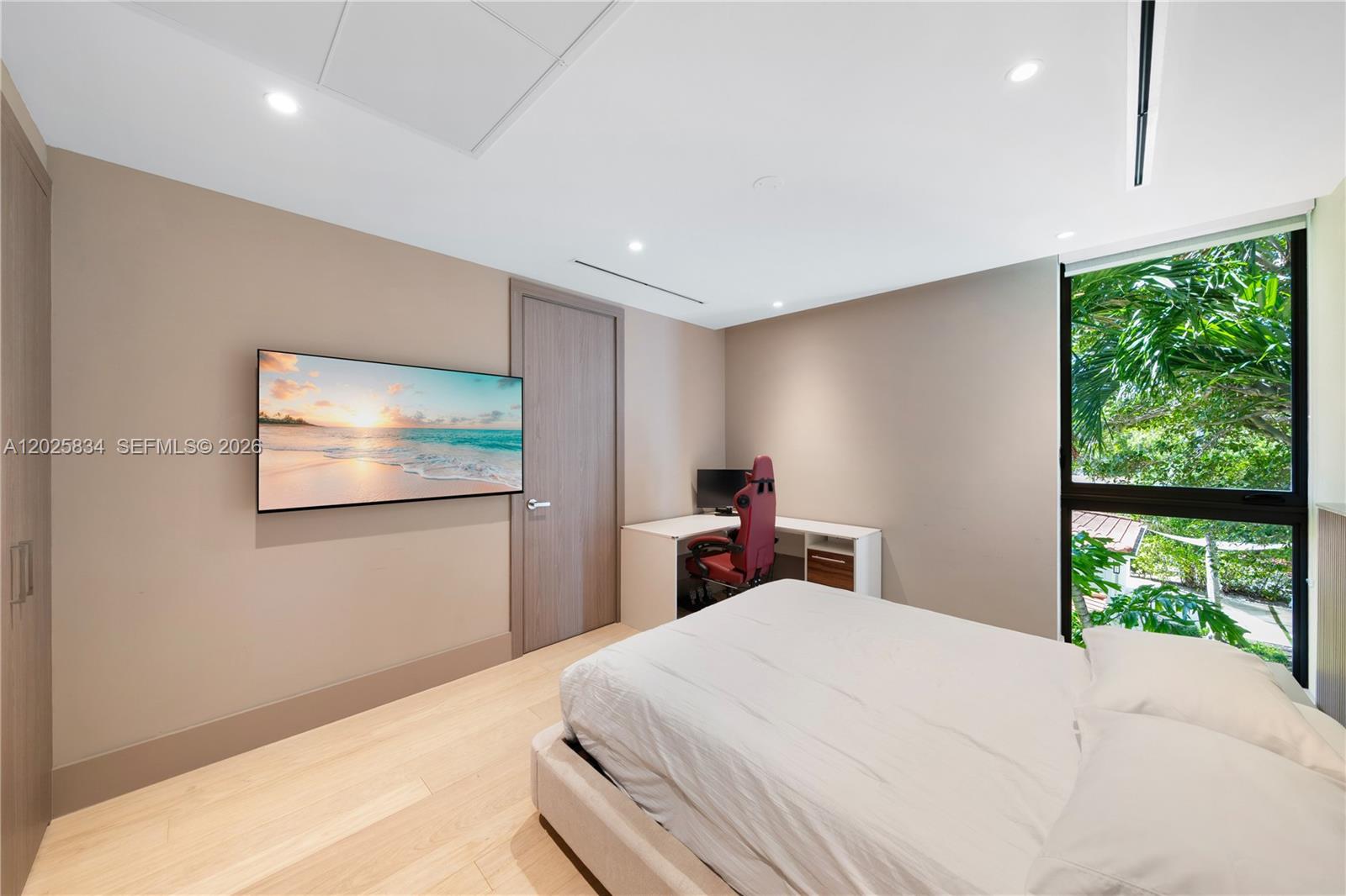 TROPICAL ISLE HOMES SUB - Residential