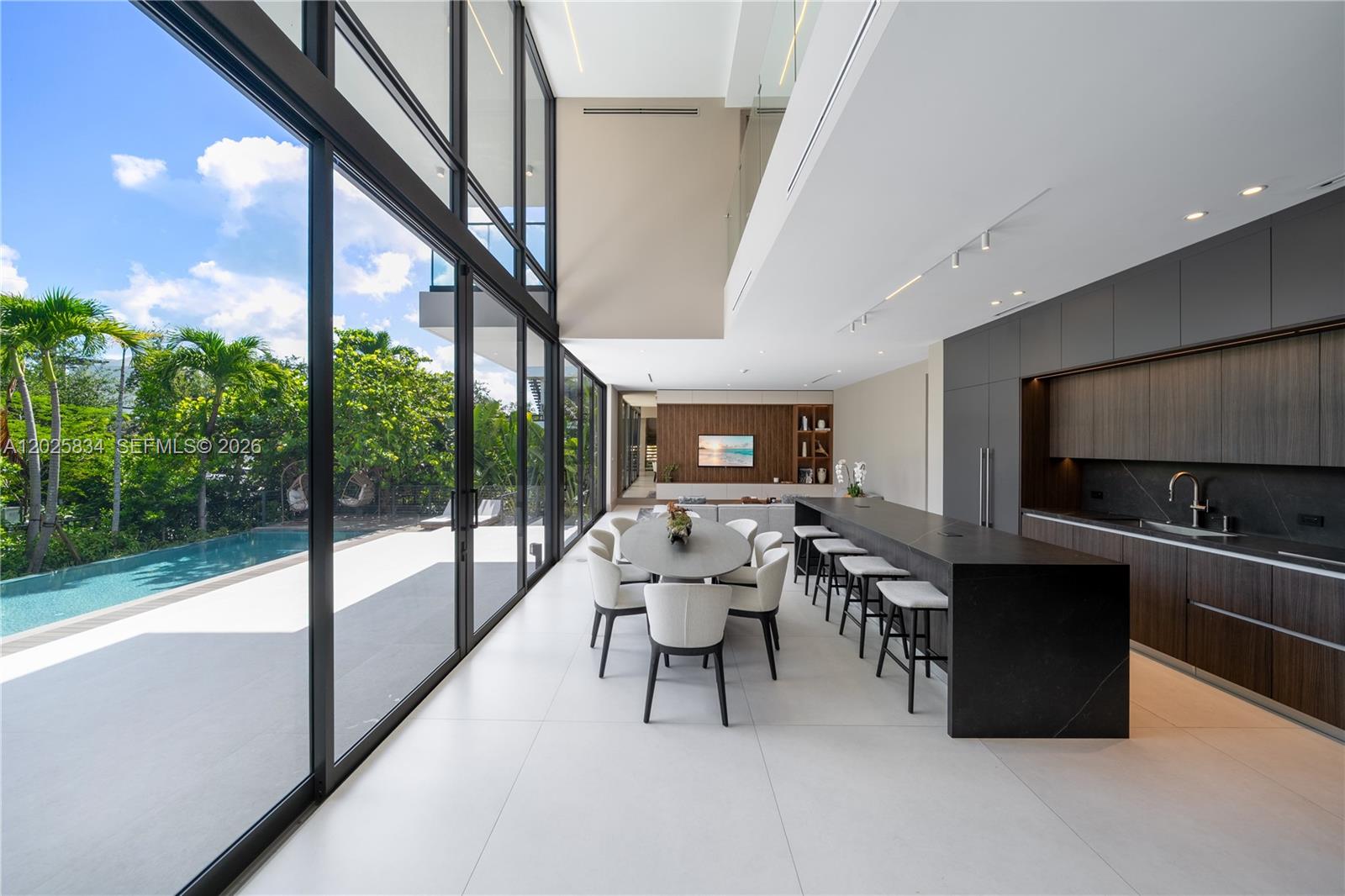 TROPICAL ISLE HOMES SUB - Residential