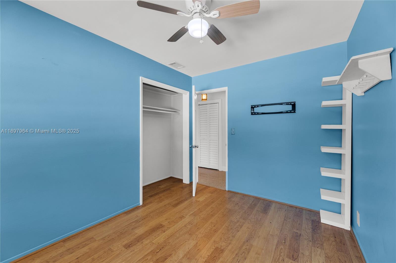 RIVERLAND VILLAGE SEC 1-R - Residential Lease