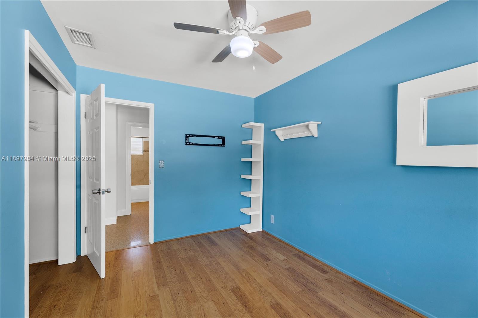 RIVERLAND VILLAGE SEC 1-R - Residential Lease