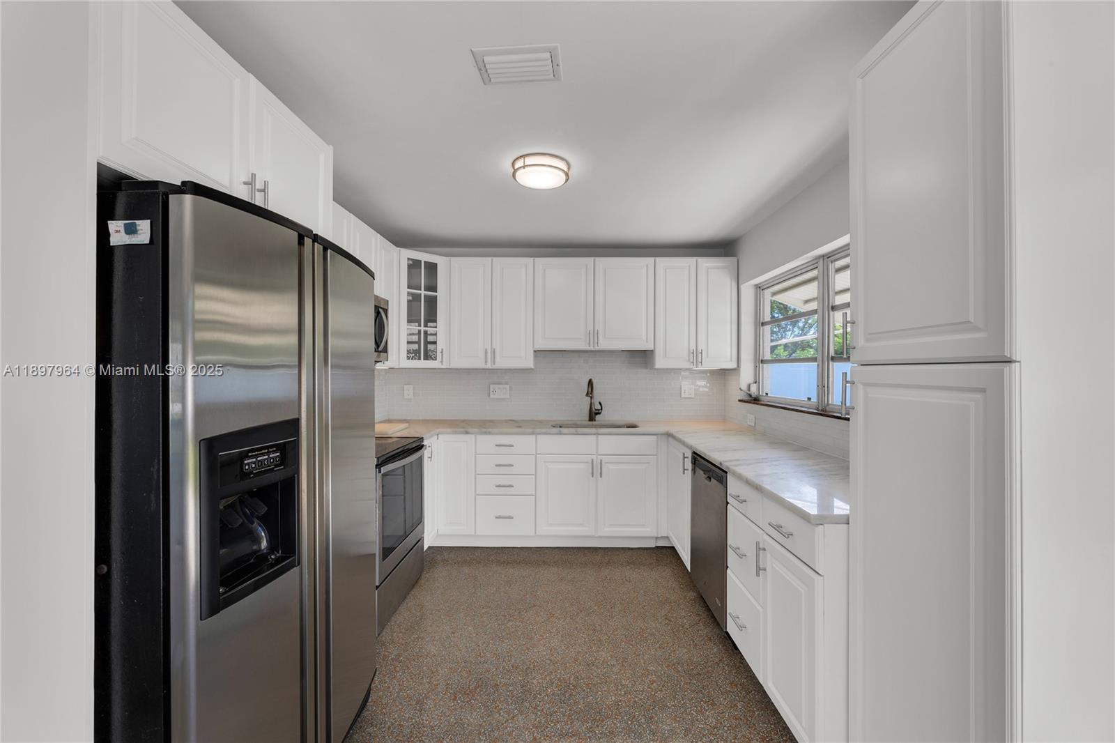 RIVERLAND VILLAGE SEC 1-R - Residential Lease