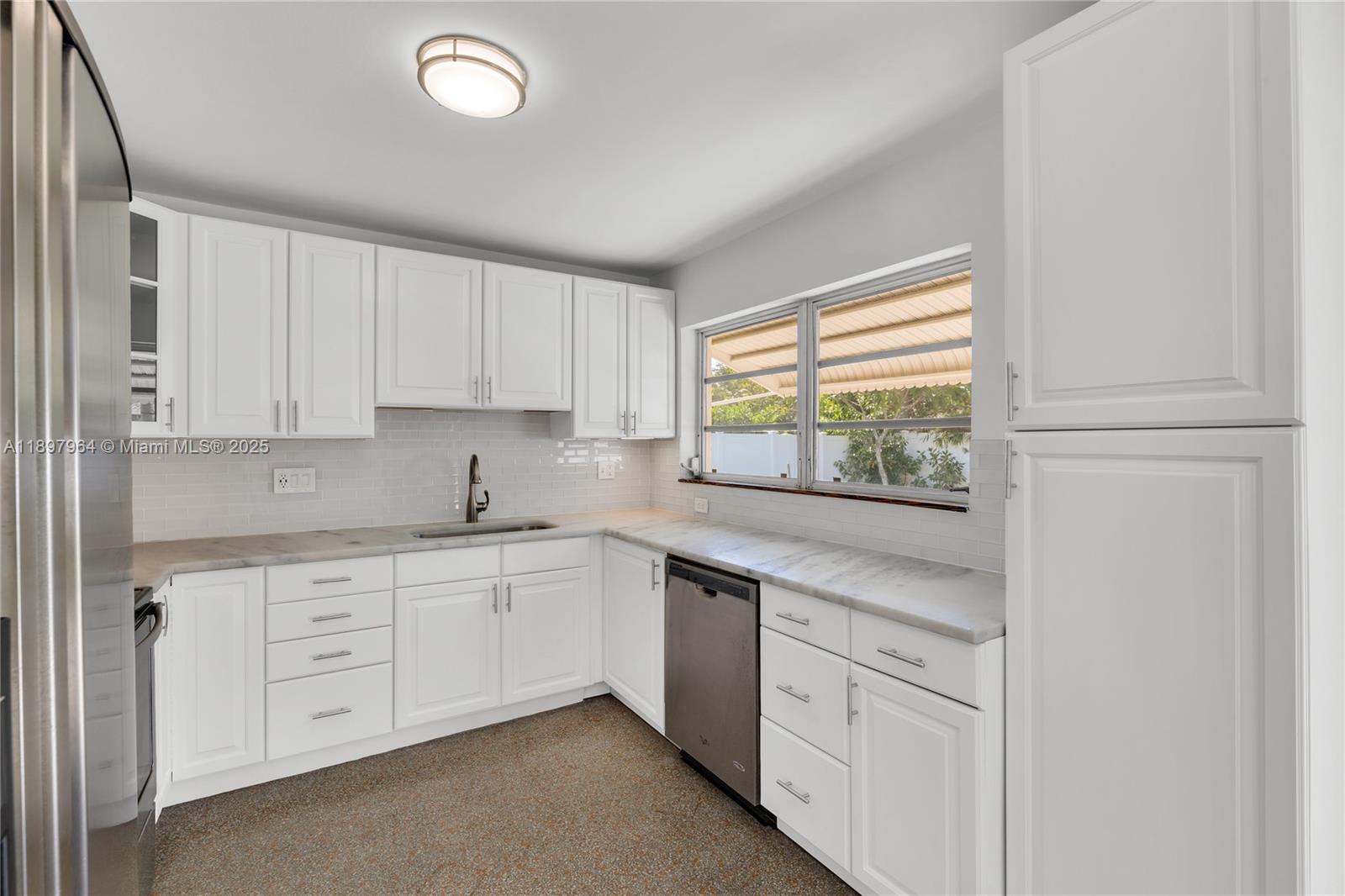 RIVERLAND VILLAGE SEC 1-R - Residential Lease