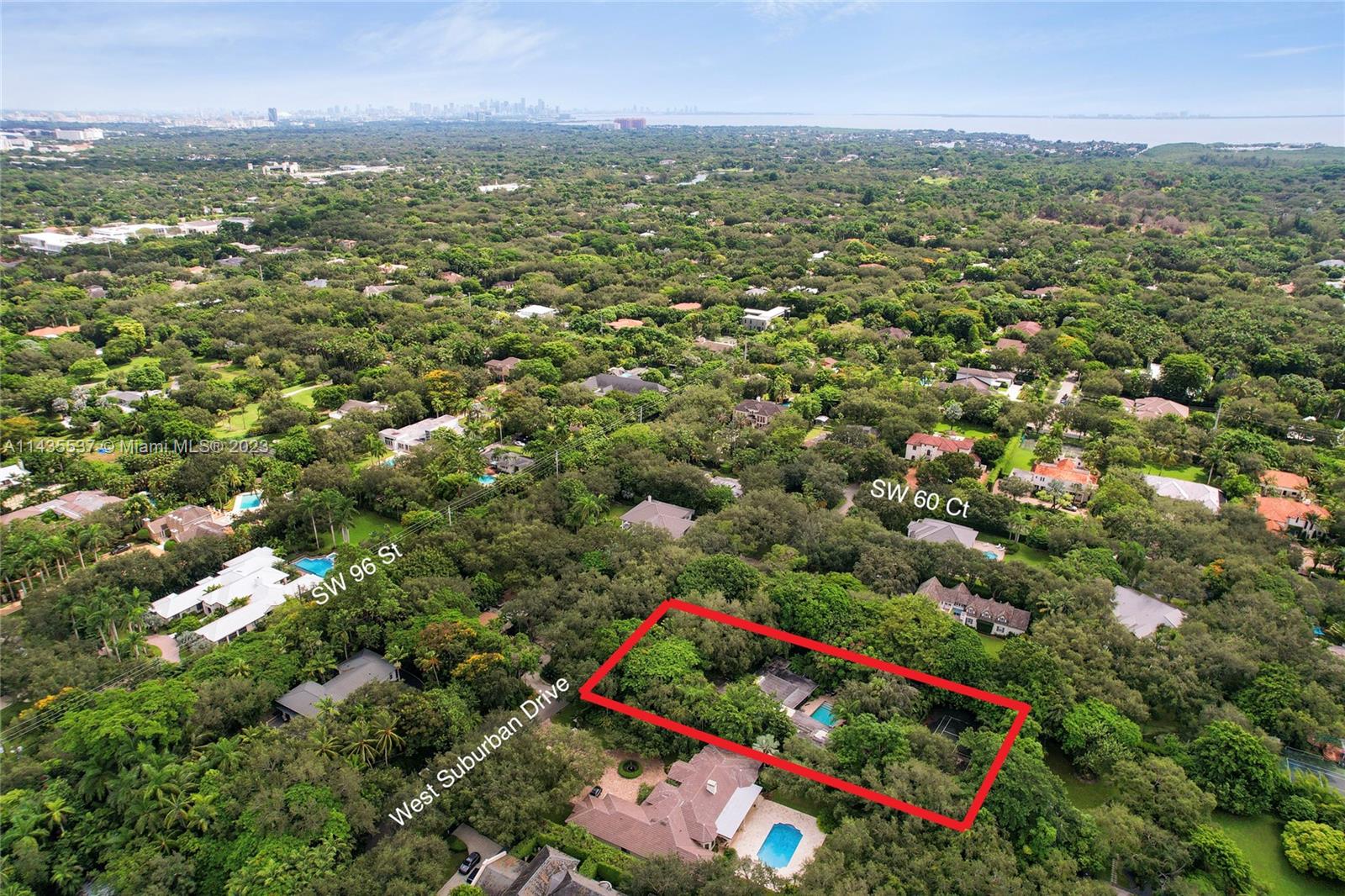 MARTIN SUBURBAN ACRES - Residential