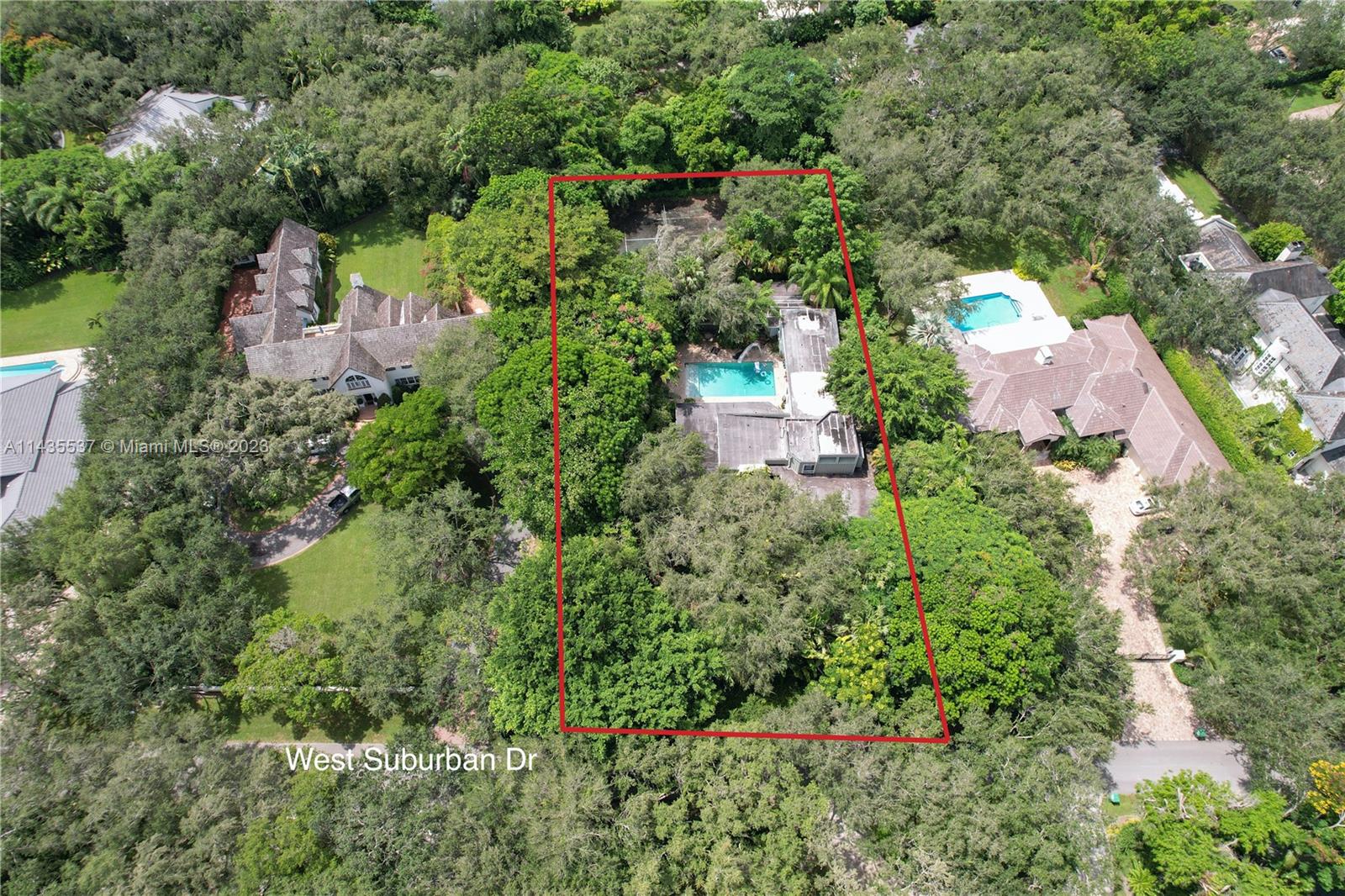 MARTIN SUBURBAN ACRES - Residential