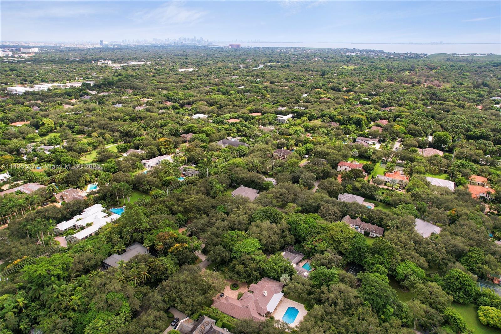 MARTIN SUBURBAN ACRES - Residential