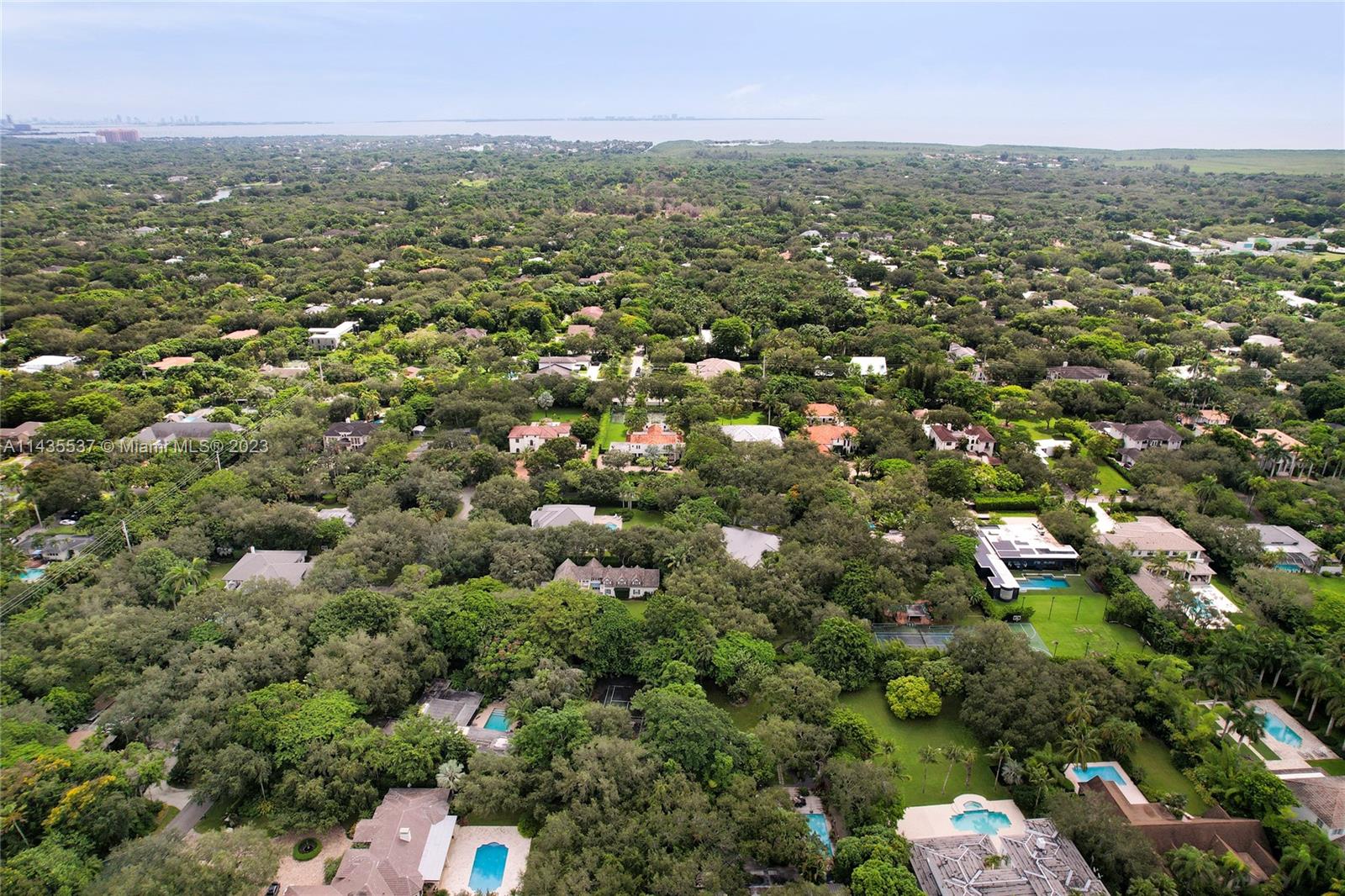 MARTIN SUBURBAN ACRES - Residential