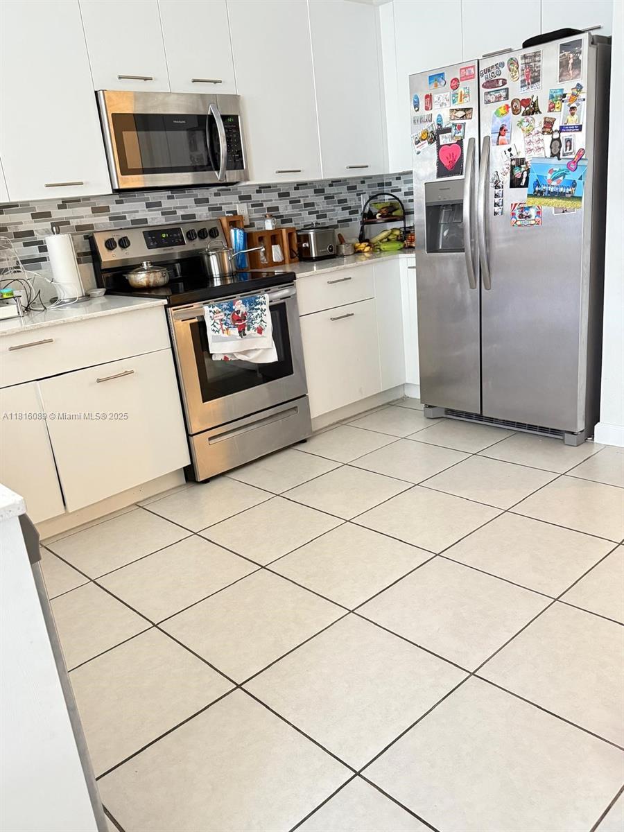 12633 NW 23rd Pl