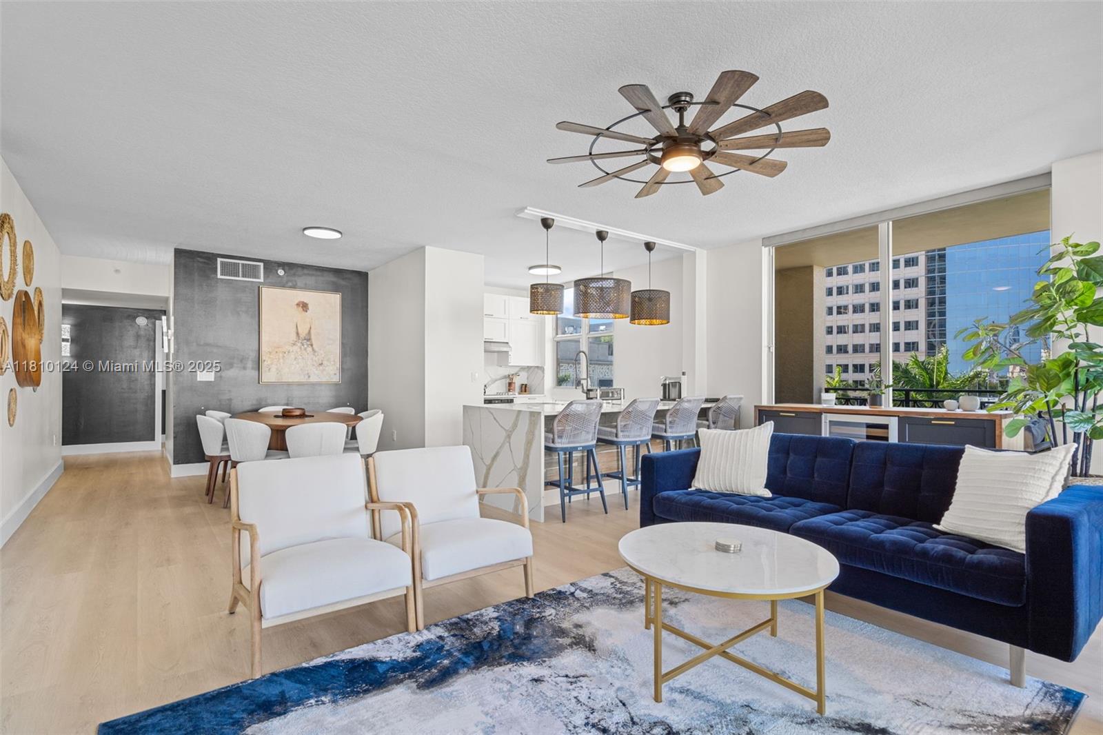 CITYPLACE SOUTH TOWER CON - Residential