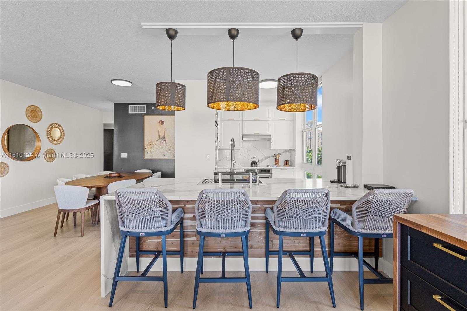 CITYPLACE SOUTH TOWER CON - Residential