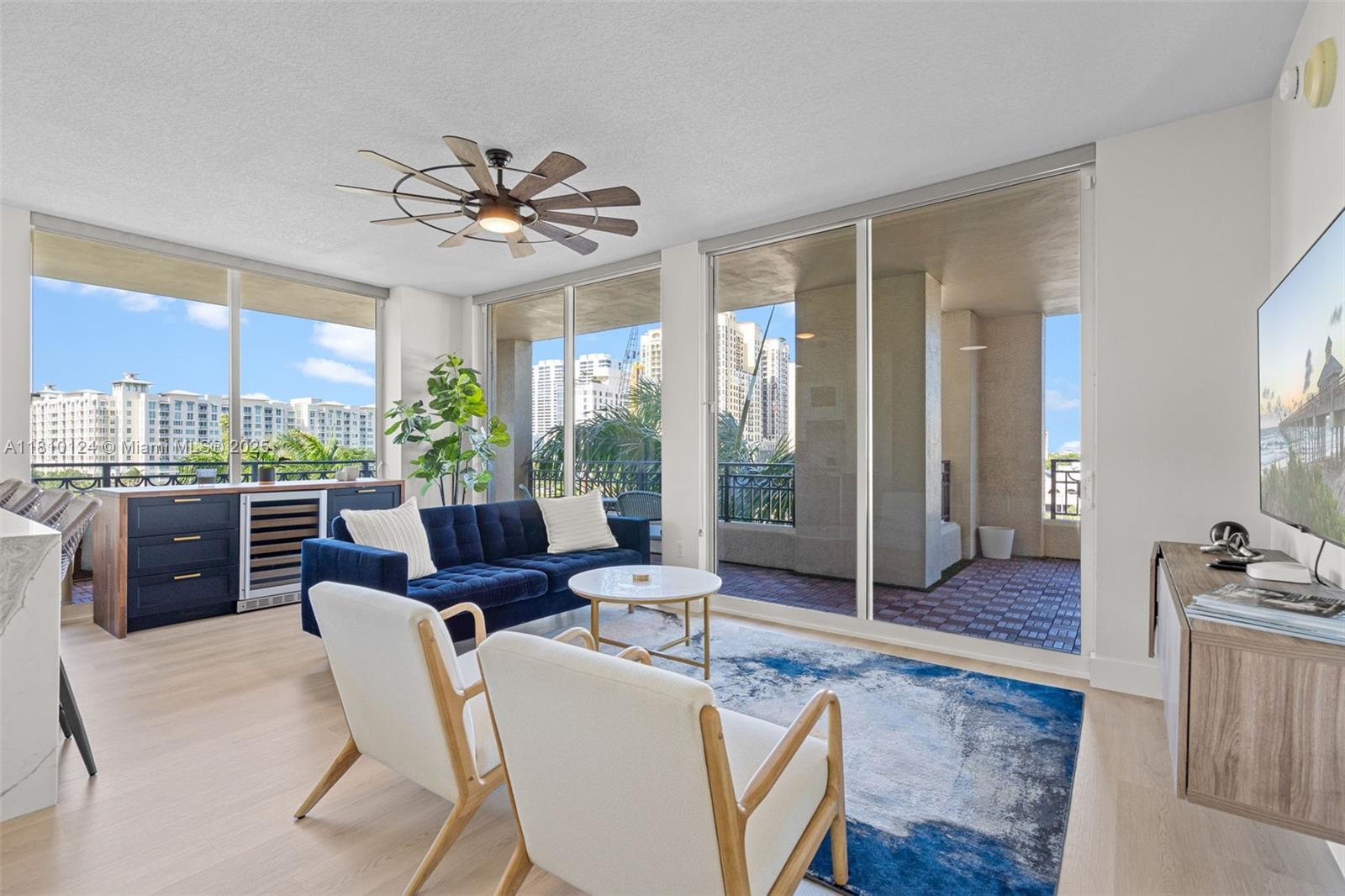 CITYPLACE SOUTH TOWER CON - Residential