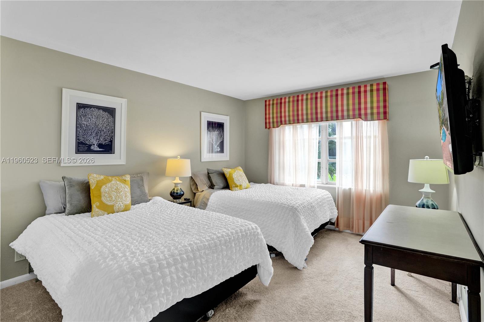 ADMIRALTY APTS - CO-OP - Residential