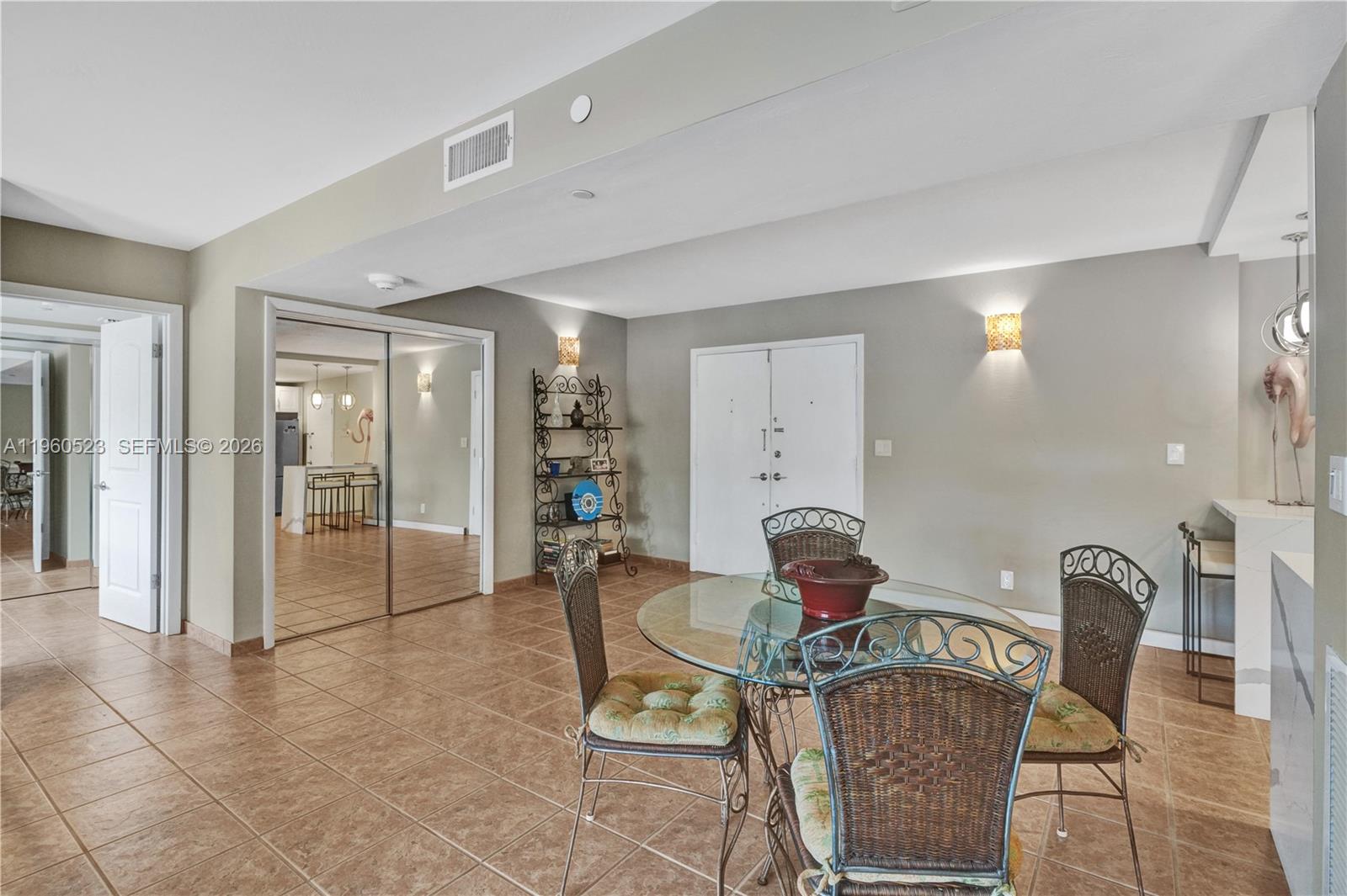 ADMIRALTY APTS - CO-OP - Residential