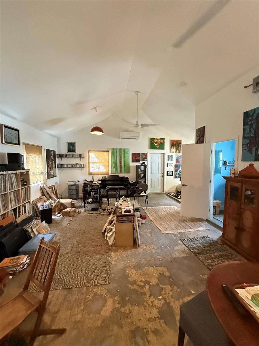 DIXIE HIGHWAY TRACK - Residential Income