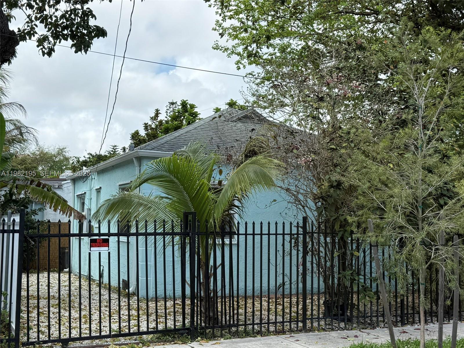 DIXIE HIGHWAY TRACK - Residential Income