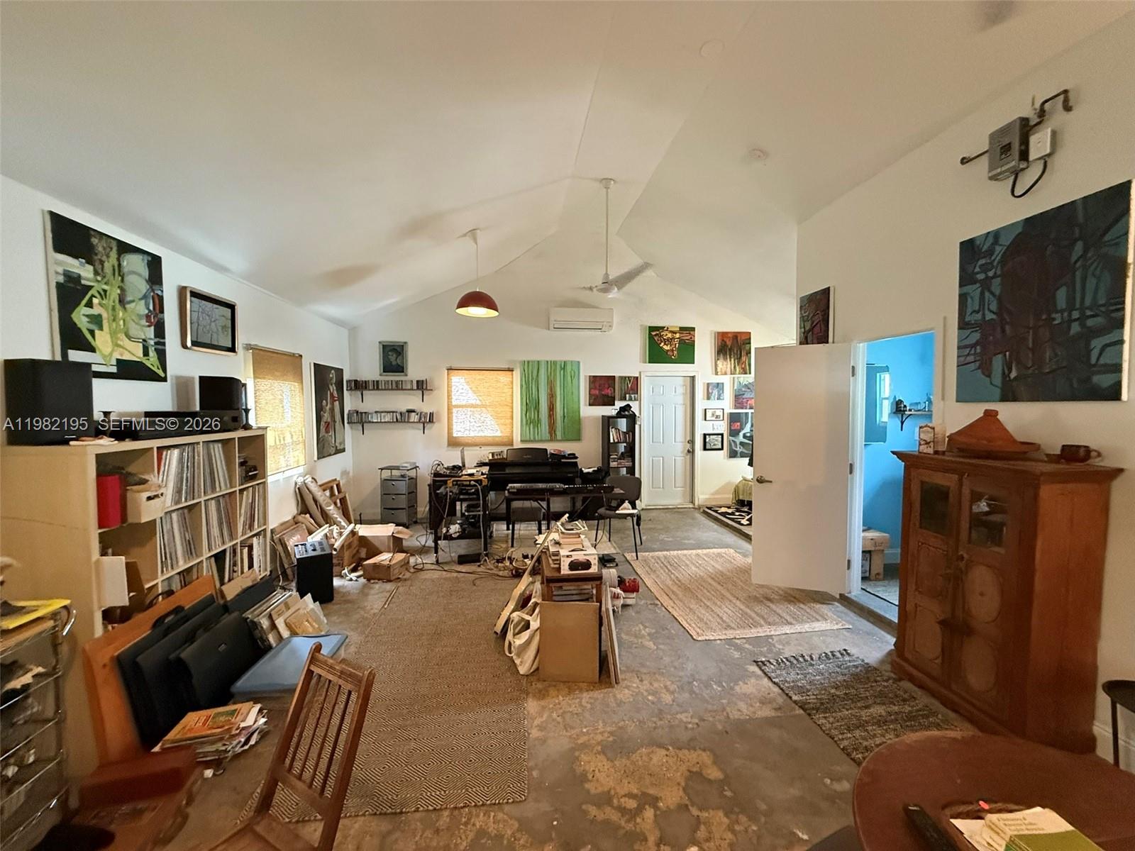 DIXIE HIGHWAY TRACK - Residential Income