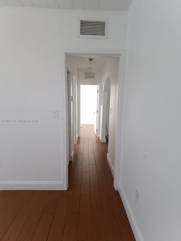 DIXIE HIGHWAY TRACK - Residential Income