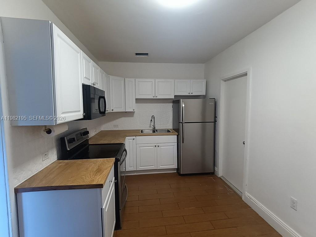 DIXIE HIGHWAY TRACK - Residential Income