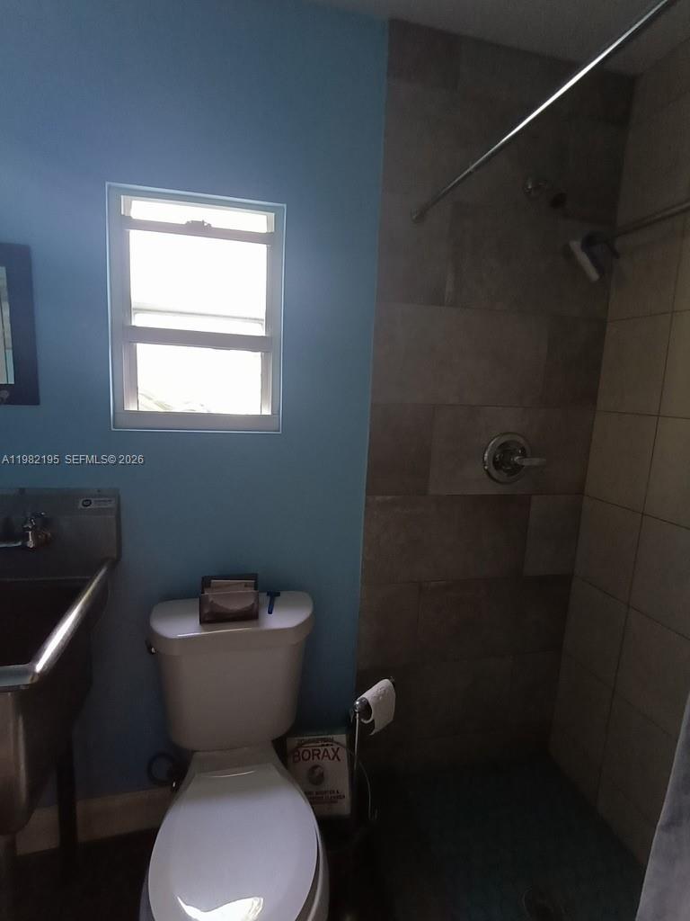 DIXIE HIGHWAY TRACK - Residential Income