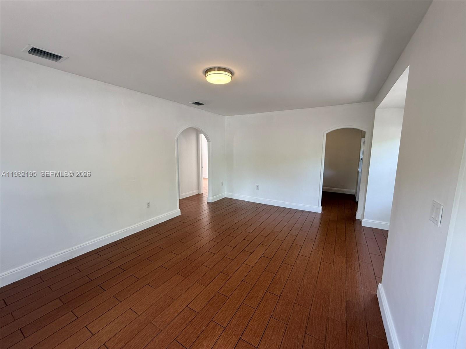 DIXIE HIGHWAY TRACK - Residential Income