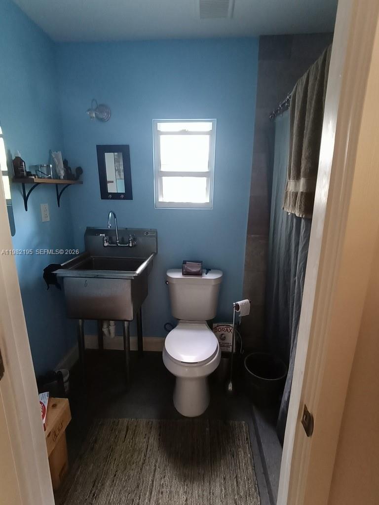 DIXIE HIGHWAY TRACK - Residential Income