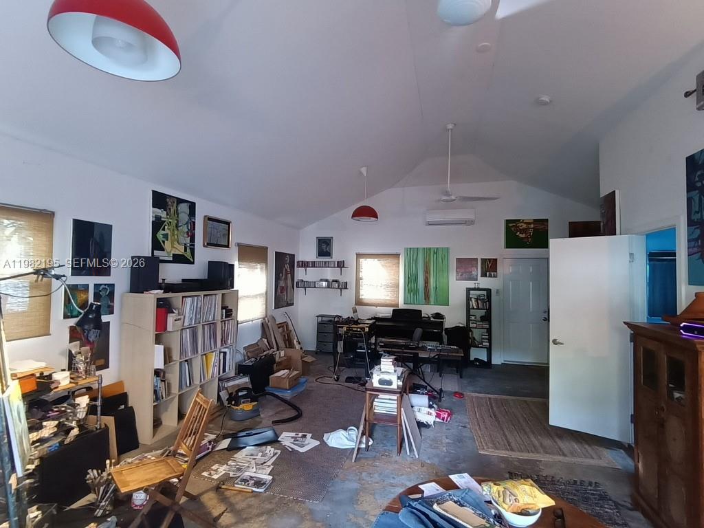 DIXIE HIGHWAY TRACK - Residential Income