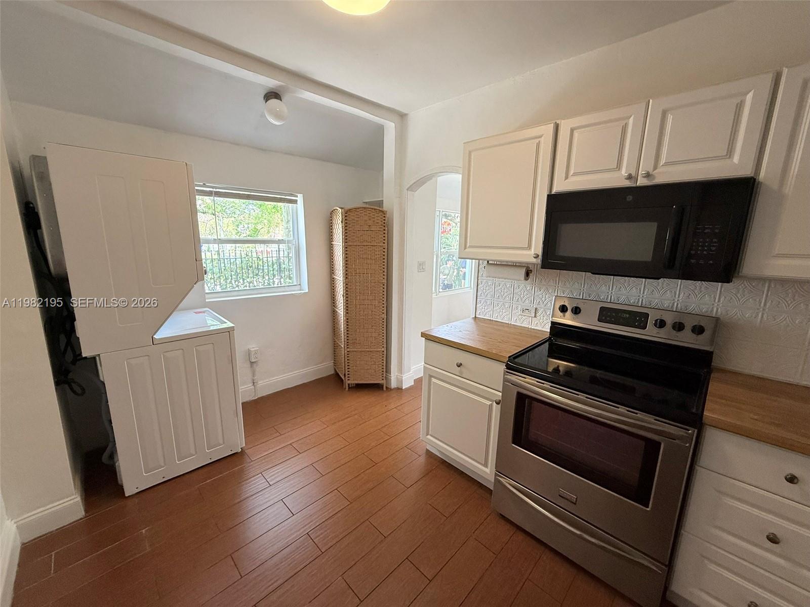 DIXIE HIGHWAY TRACK - Residential Income