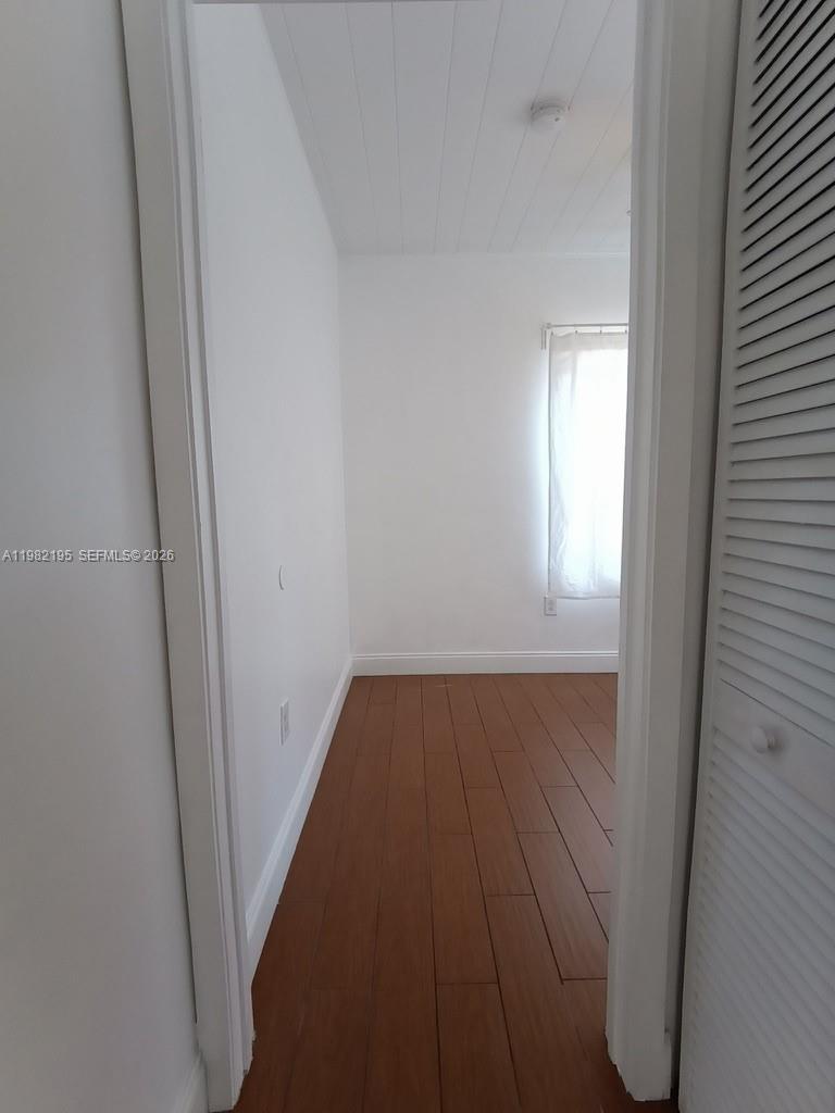 DIXIE HIGHWAY TRACK - Residential Income