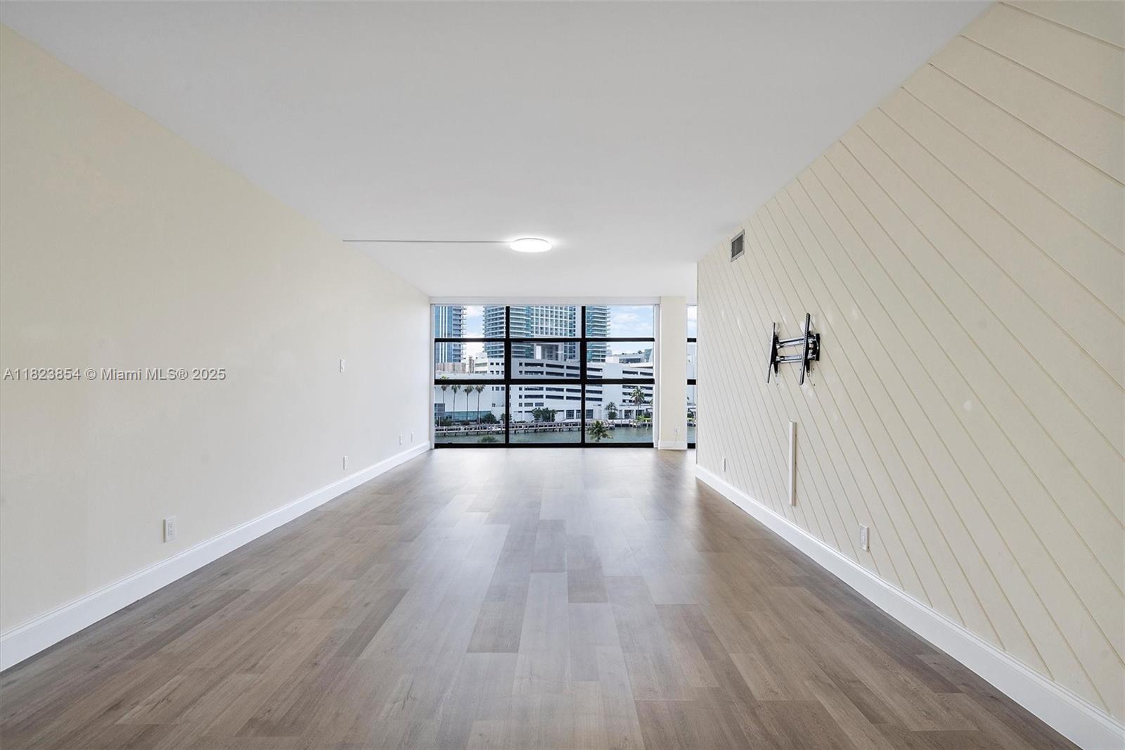 TOWERS OF OCEANVIEW SOUTH - Residential