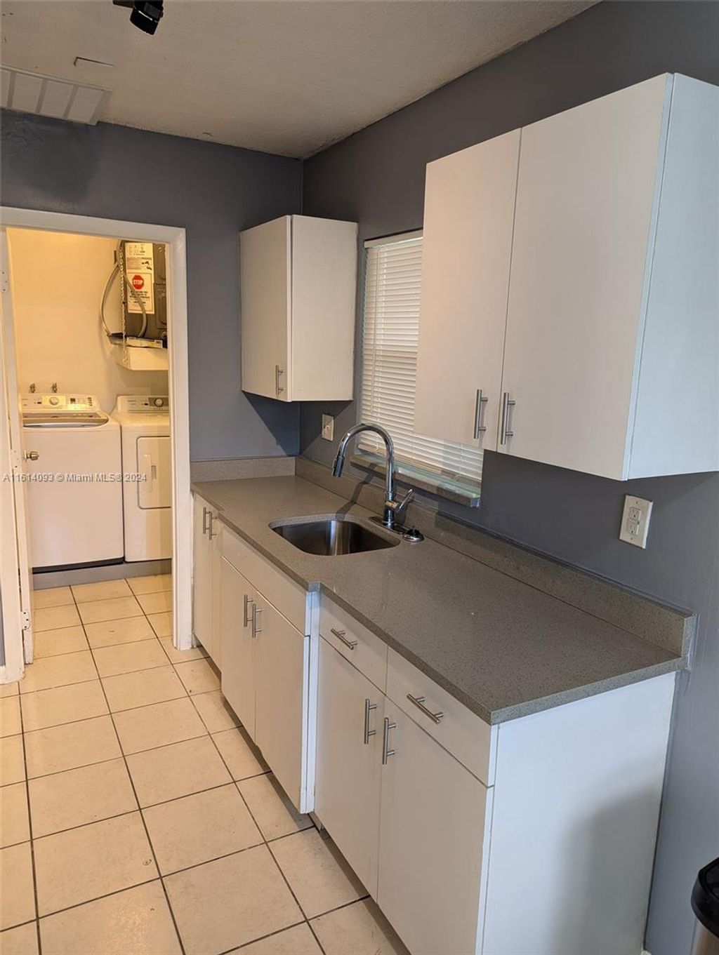 Photo of 537 SW 2nd Pl #3, Pompano Beach, FL 33060 (MLS # A11614093)