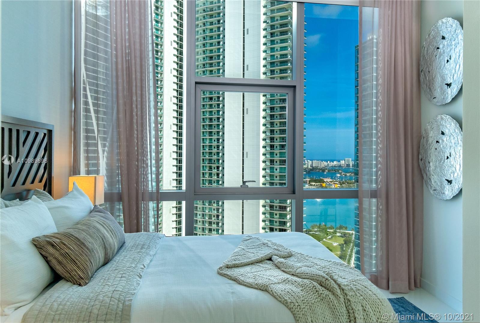 PARAMOUNT MIAMI - Residential