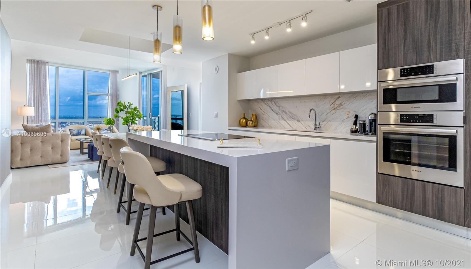 PARAMOUNT MIAMI - Residential