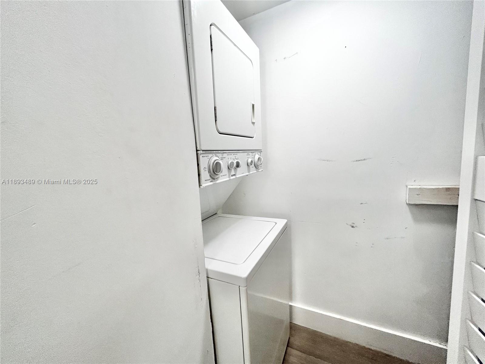 ADDISON POINTE AT BOCA RA - Residential Lease