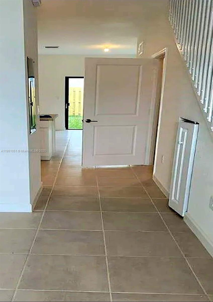 PINE ISLE - Residential Lease