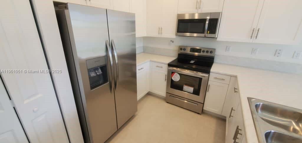 PINE ISLE - Residential Lease