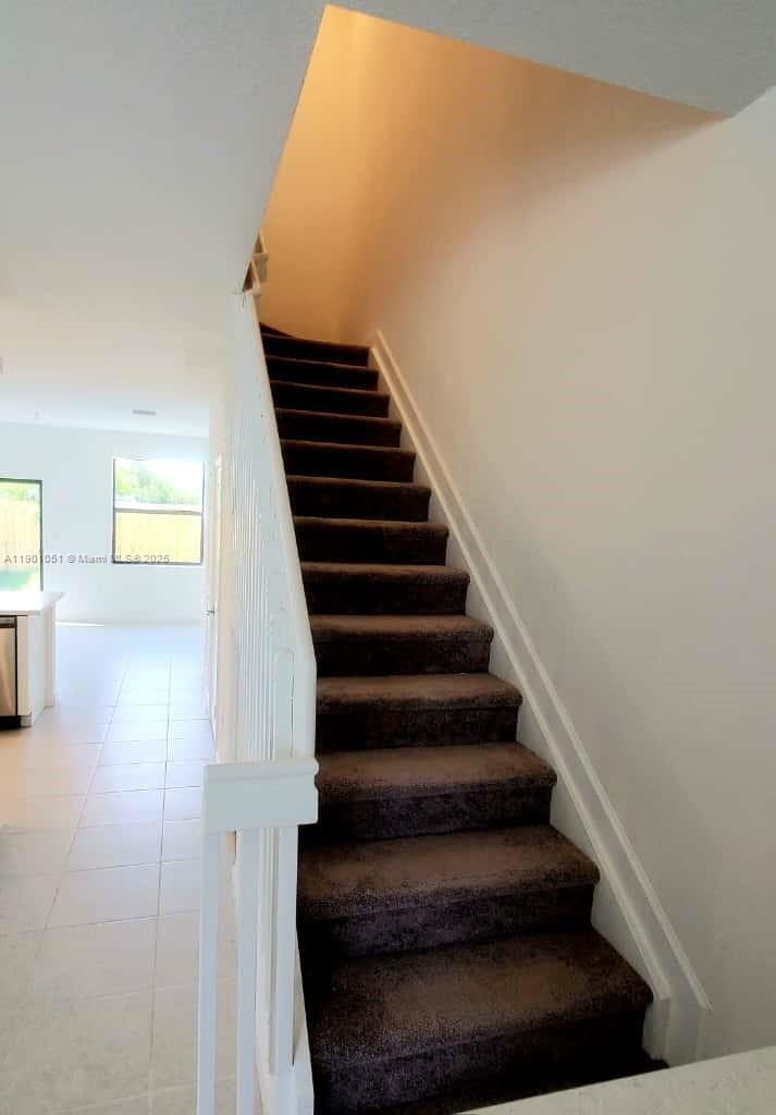 PINE ISLE - Residential Lease