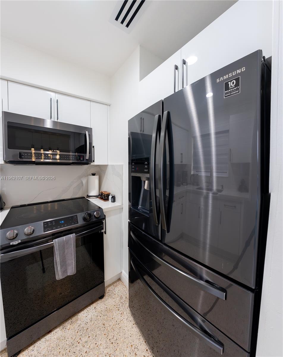 WASHBURNS SUB - Residential Income