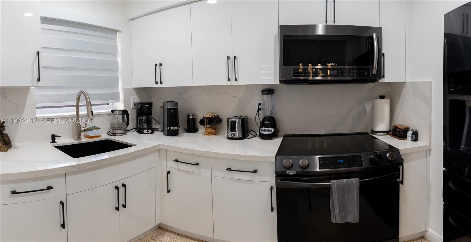 WASHBURNS SUB - Residential Income