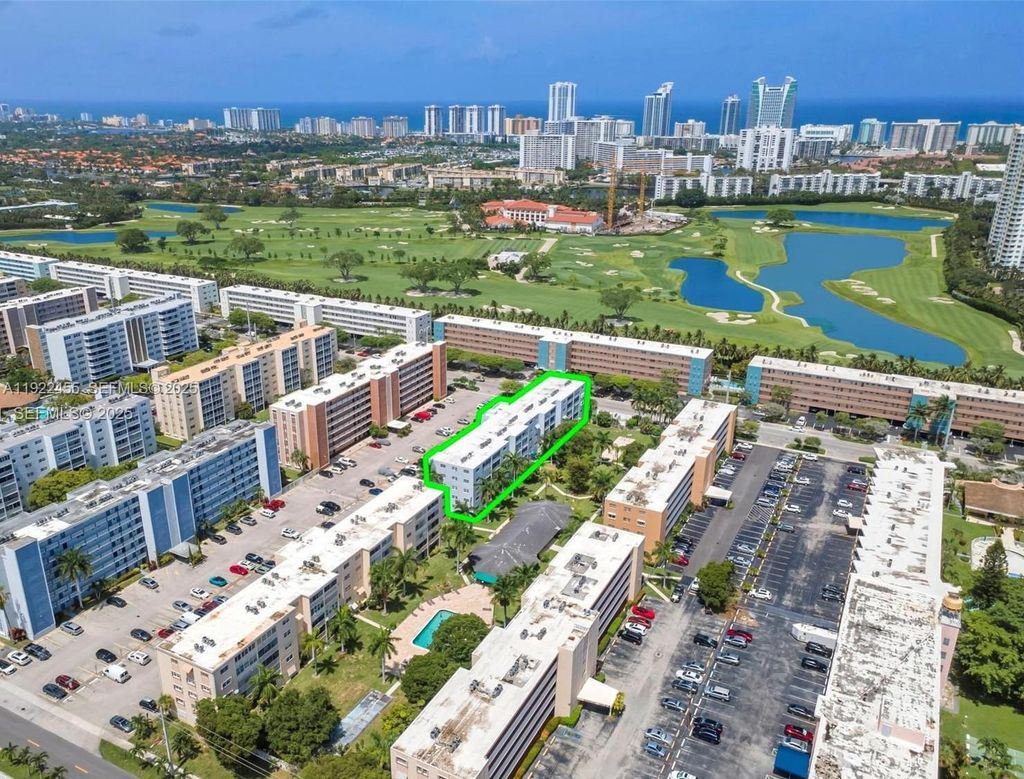 Photo of 233 NE 14th Ave #402, Hallandale Beach, FL 33009 (MLS # A11922455)