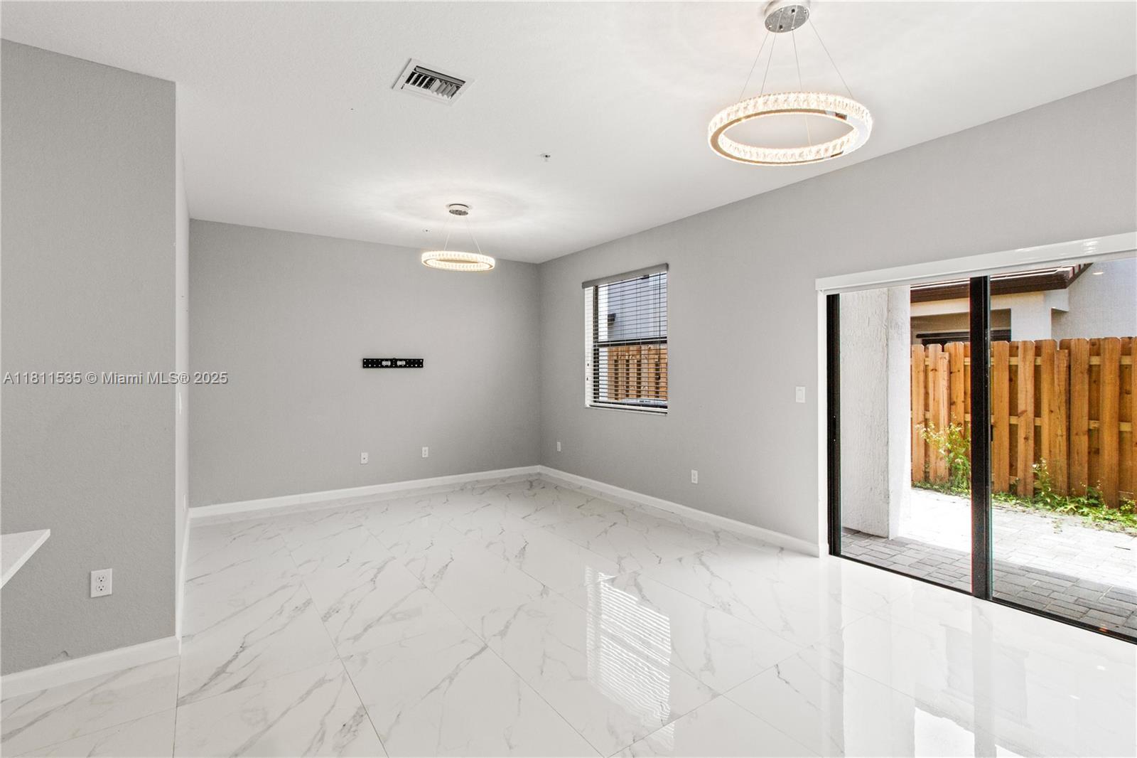 UNITED STATES - Residential