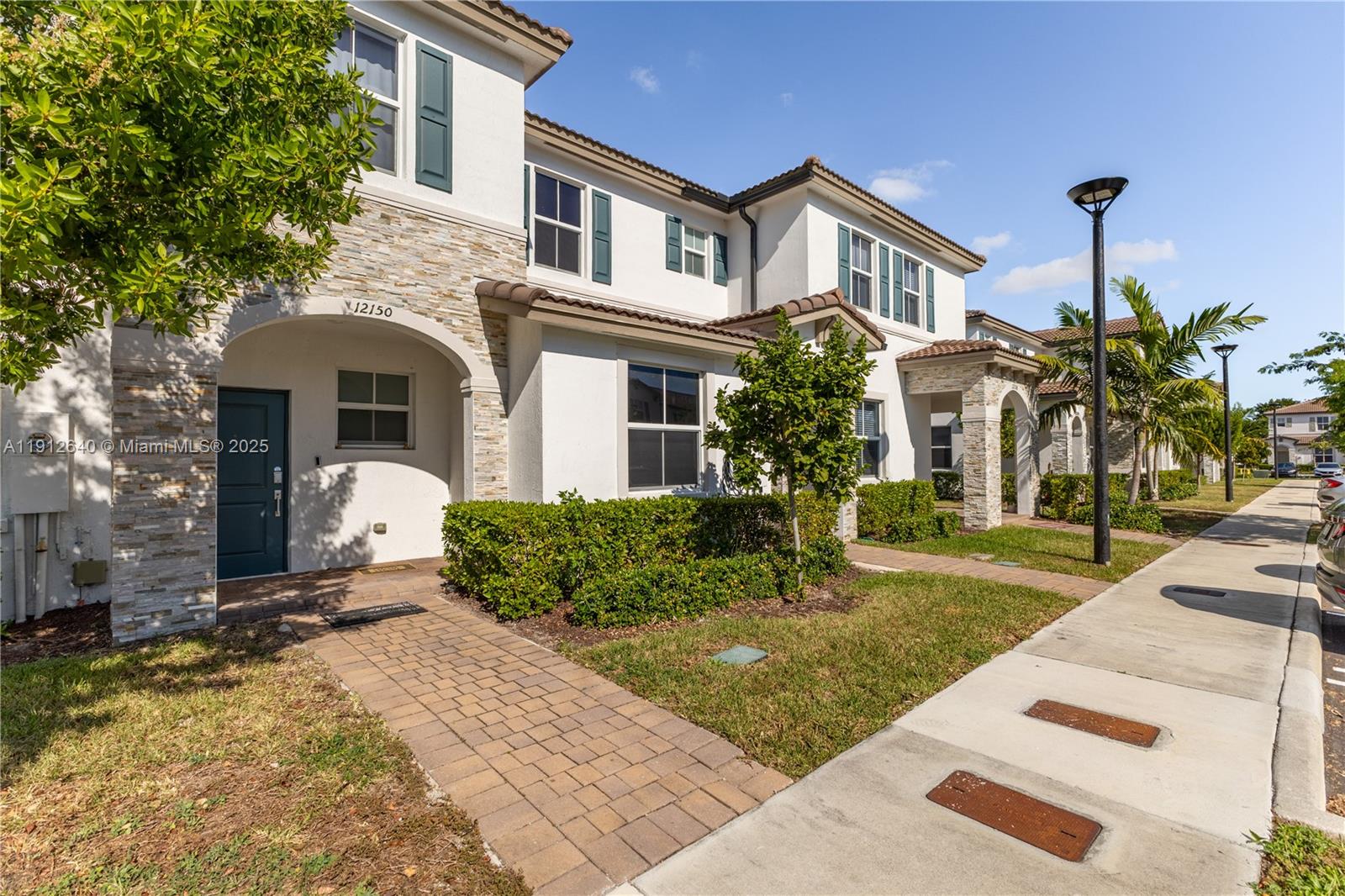 WESTVIEW GARDENS APARTMEN - Residential