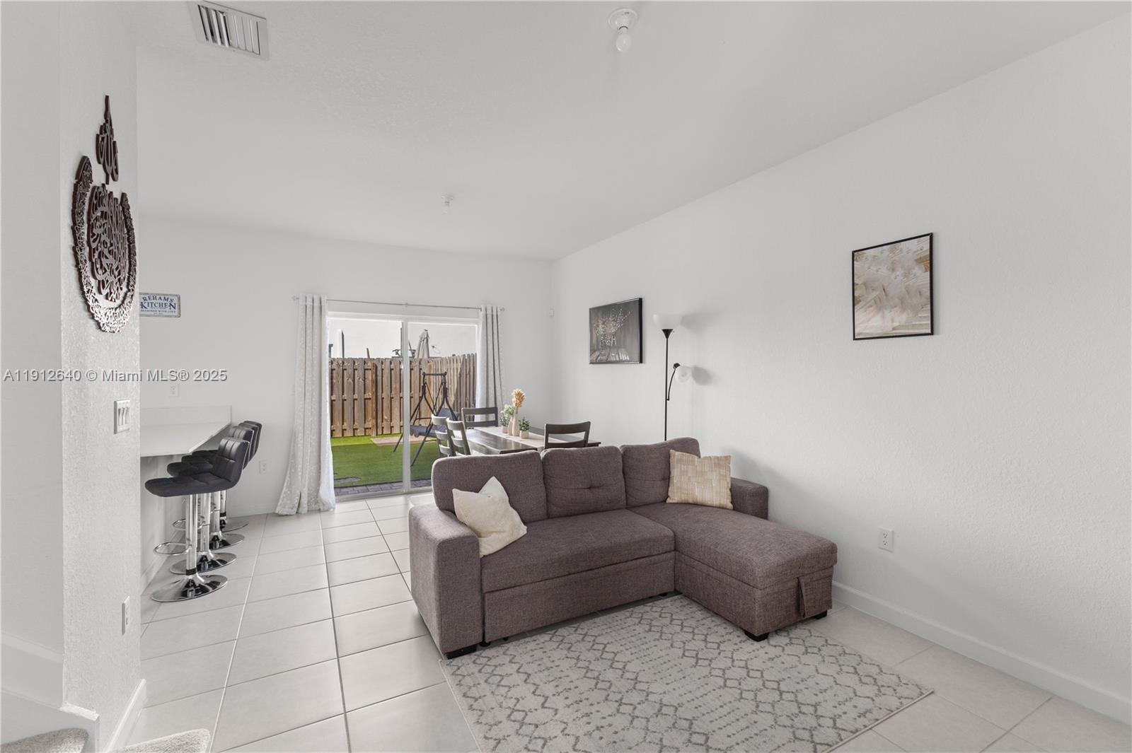 WESTVIEW GARDENS APARTMEN - Residential