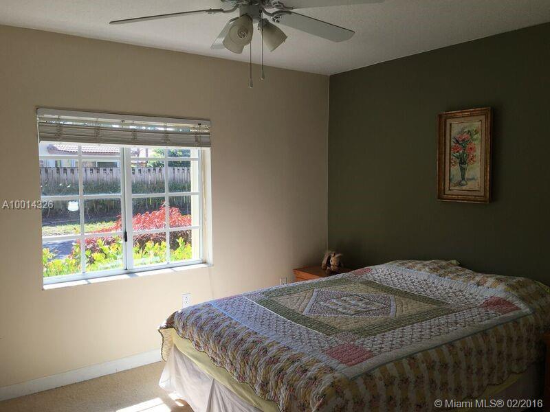 FOUR LAKES SEC 7 - Residential