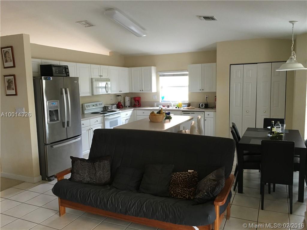 FOUR LAKES SEC 7 - Residential