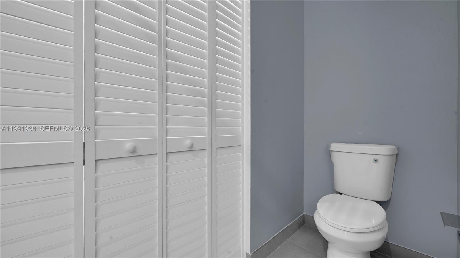 HOMES OF LAKE MIRAMAR - Residential