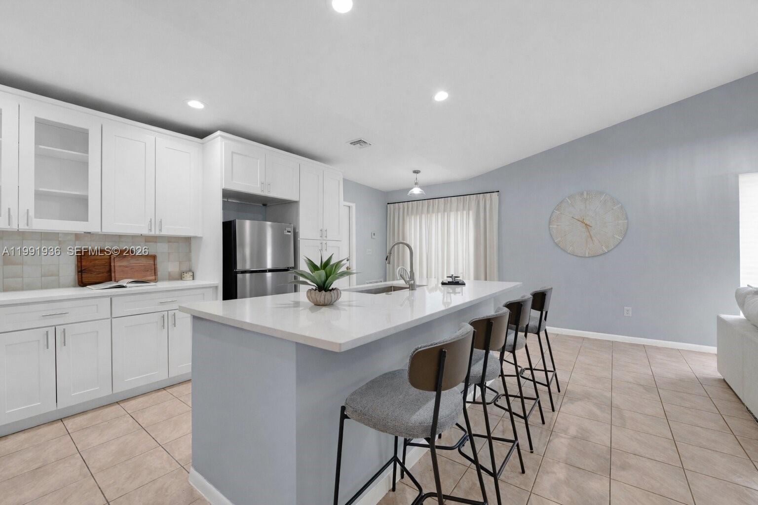 HOMES OF LAKE MIRAMAR - Residential