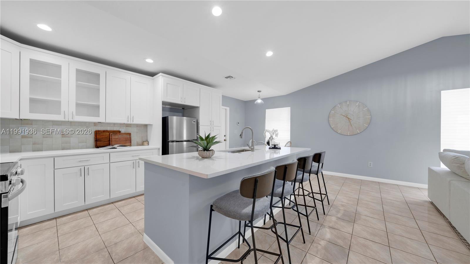 HOMES OF LAKE MIRAMAR - Residential